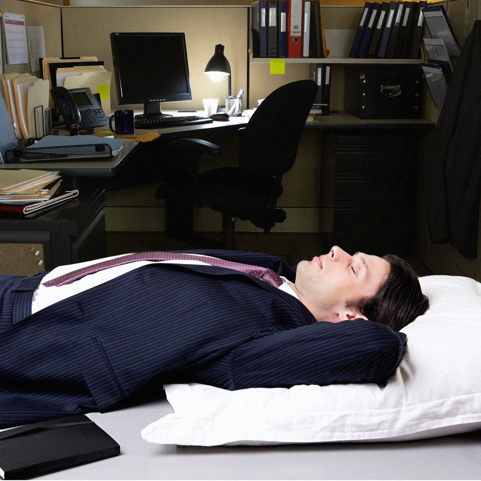 Candidates Are Interviewing at 1 AM. Your Hiring Process Should Notice.